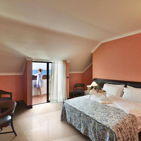 Hotel Schuhmann Paestum Esterno foto