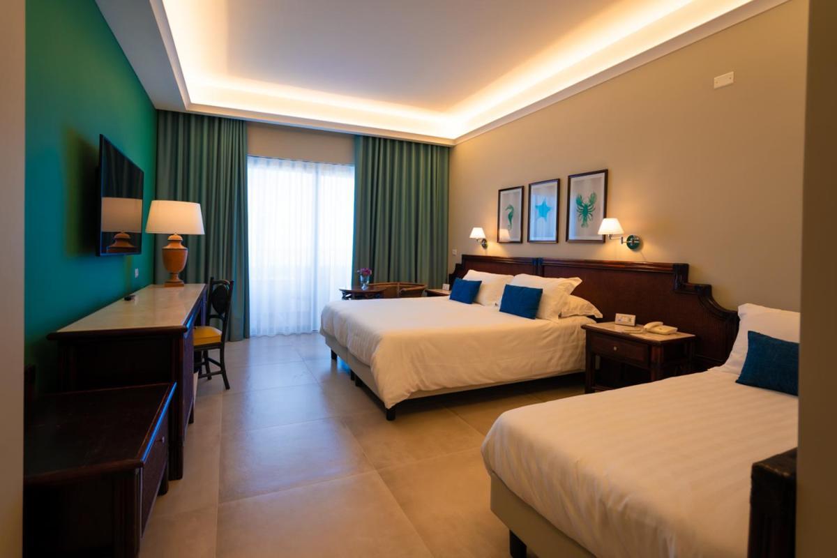 Hotel Schuhmann Paestum Esterno foto