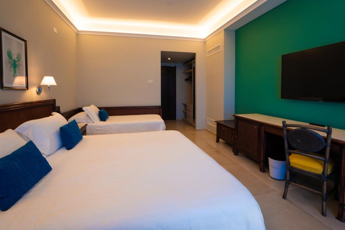 Hotel Schuhmann Paestum Esterno foto