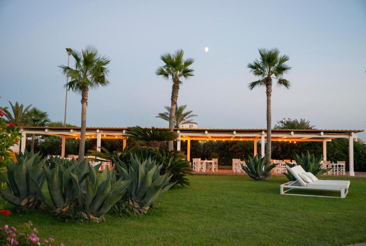 Hotel Schuhmann Paestum Esterno foto