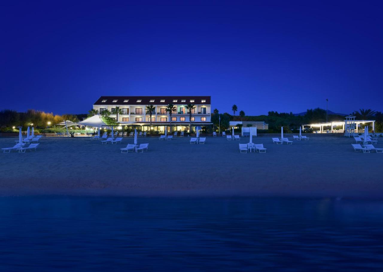 Hotel Schuhmann Paestum Esterno foto