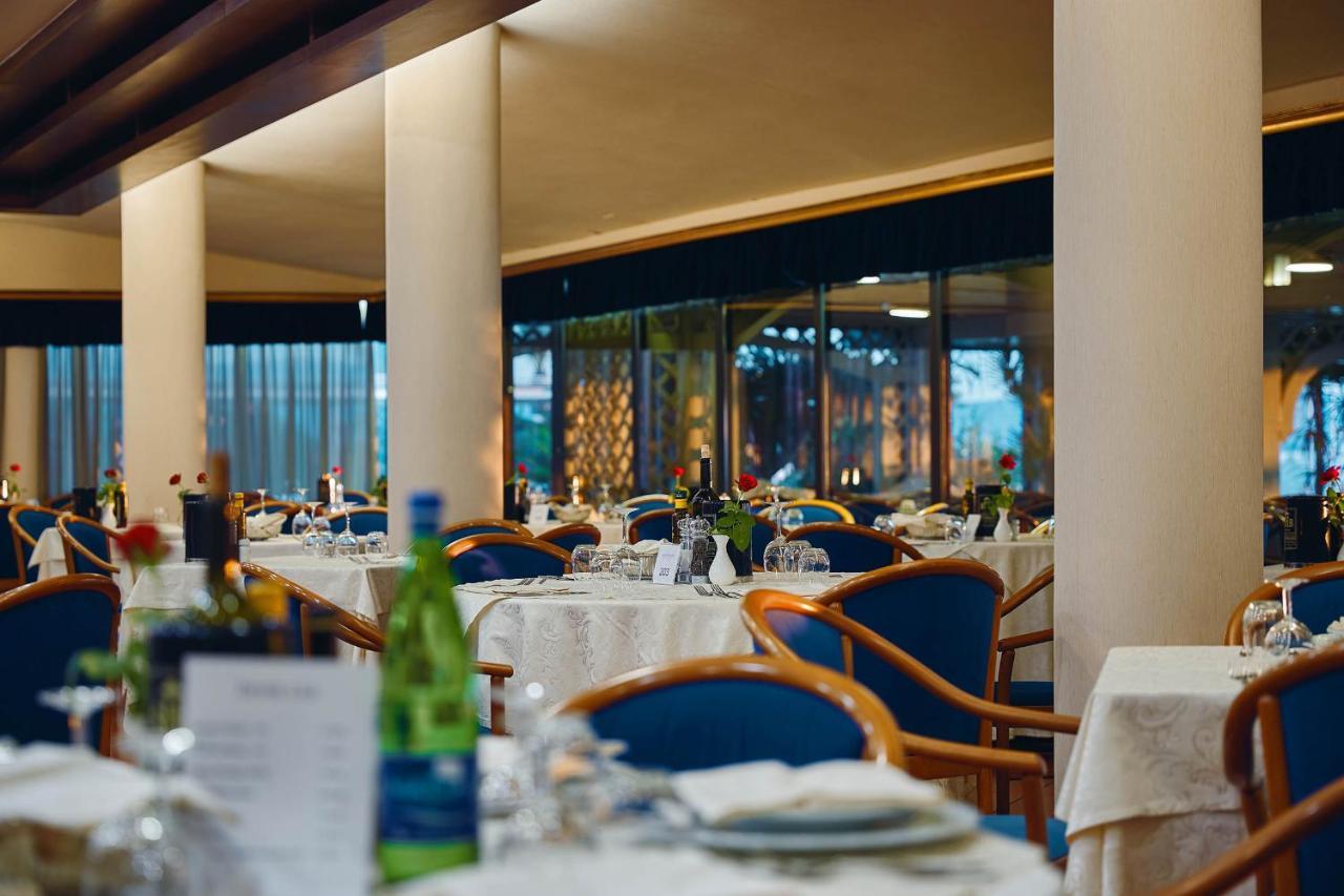Hotel Schuhmann Paestum Esterno foto